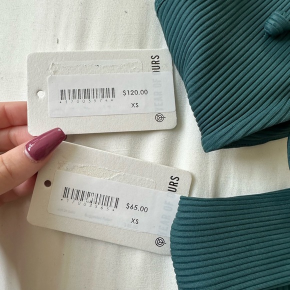 Year of Ours workout set - Picture 3 of 5